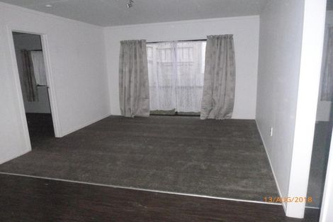 Photo of property in 40 Clyma Place, Massey, Auckland, 0614