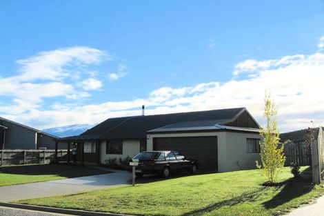 Photo of property in 34 Mataraki Place, Wanaka, 9305