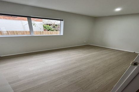 Photo of property in 28d Halberg Street, Glenfield, Auckland, 0629