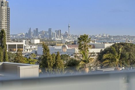 Photo of property in 16a Killarney Street, Takapuna, 0622