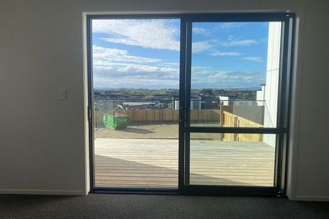 Photo of property in 8u2 Crest Rise, Flagstaff, Hamilton, 3210