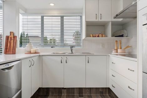 Photo of property in 9r Cherry Way, Bethlehem, Tauranga, 3110