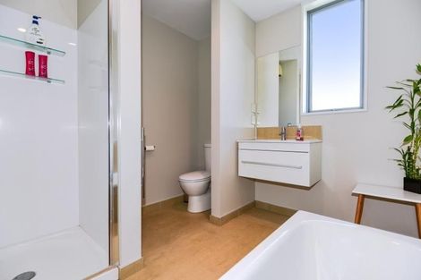 Photo of property in 5a Sienna Court, Aidanfield, Christchurch, 8025