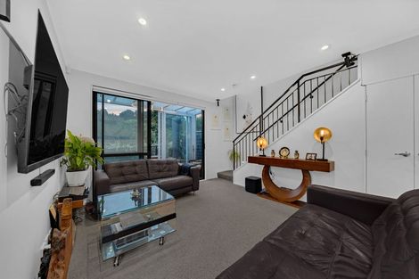 Photo of property in 4 Matairangi Avenue, Totara Heights, Auckland, 2105