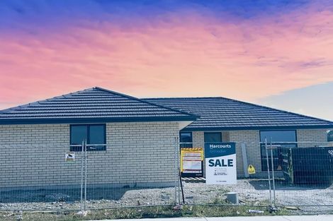 Photo of property in 11 Herridge Street, Woodend, 7691