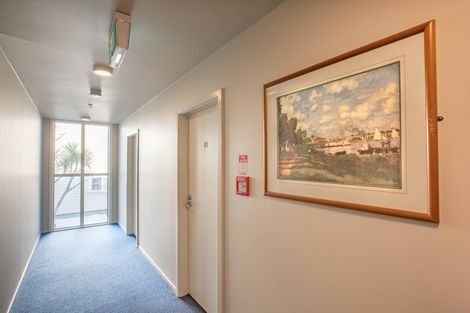 Photo of property in 103 Webb Street, Mount Cook, Wellington, 6011