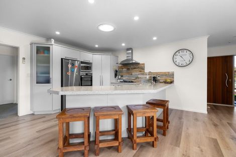 Photo of property in 13 Amberley Place, Flagstaff, Hamilton, 3210