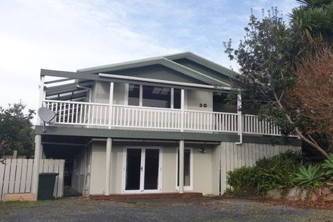 Photo of property in 30 Beach Road, Onerahi, Whangarei, 0110