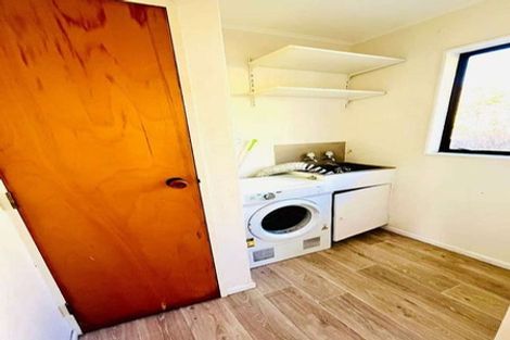 Photo of property in 6 Ruth Grove, Karori, Wellington, 6012