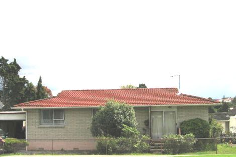 Photo of property in 3/2 Westall Road, New Lynn, Auckland, 0600
