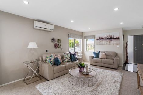 Photo of property in 126c Wellington Street, Howick, Auckland, 2014