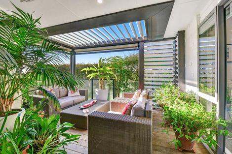 Photo of property in 96 Arran Point Parade, Orewa, 0931