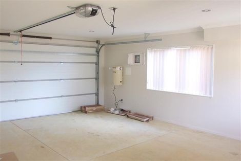Photo of property in 46a Russell Road, Manurewa, Auckland, 2102