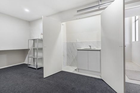 Photo of property in 21c Cherry Tree Place, Massey, Auckland, 0614