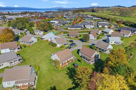 Photo of property in 24/30 Sorrento Drive, Rangatira Park, Taupo, 3330