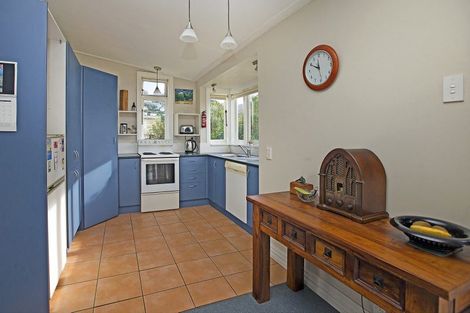 Photo of property in 63 Endeavour Street, Lyall Bay, Wellington, 6022