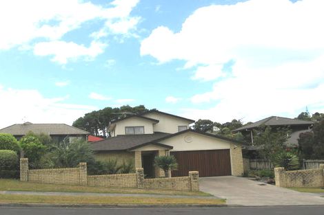 Photo of property in 38 Manutara Avenue, Forrest Hill, Auckland, 0620