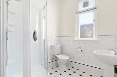 Photo of property in Hobson Flats, 1u5 Hobson Street, Pipitea, Wellington, 6011