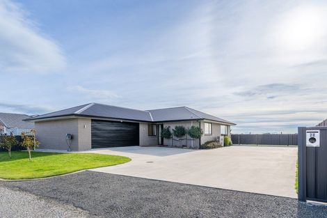 Photo of property in 28 Lindsay Way, Grasmere, Invercargill, 9810