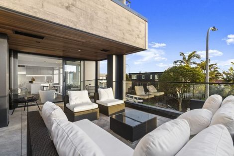 Photo of property in 5/21 Central Avenue, Papatoetoe, Auckland, 2025