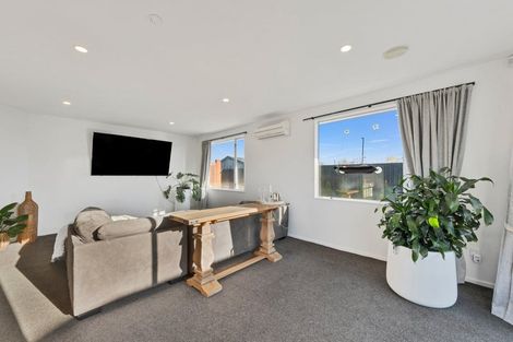 Photo of property in 192a Breezes Road, Aranui, Christchurch, 8061