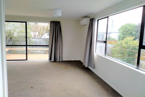 Photo of property in 25 Jeffares Place, Taradale, Napier, 4112