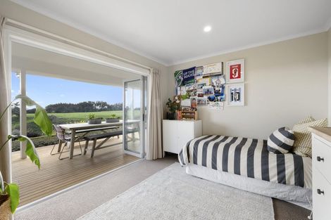 Photo of property in 167 Henwood Road, Paraite, New Plymouth, 4372