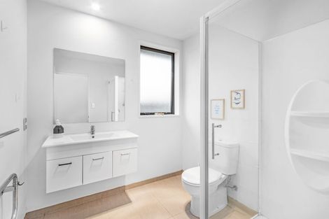 Photo of property in 25 Roberts Road, Hei Hei, Christchurch, 8042