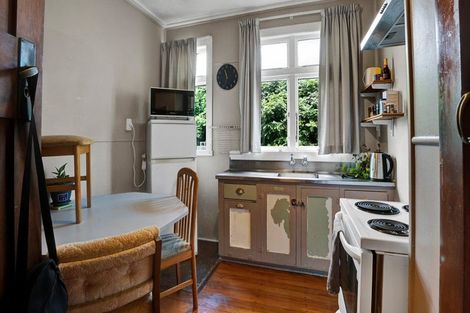 Photo of property in 259 Saint Aubyn Street, New Plymouth, 4310
