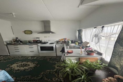 Photo of property in 2 Gaisford Terrace, Waipukurau, 4200