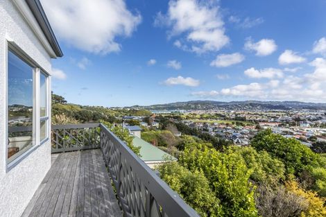 Photo of property in 57 Kinghorne Street, Strathmore Park, Wellington, 6022