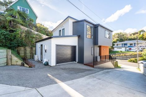 Photo of property in 16a Wilfred Street, Tawa, Wellington, 5028