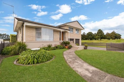 Photo of property in 5 Racecourse Road, Waiuku, 2123