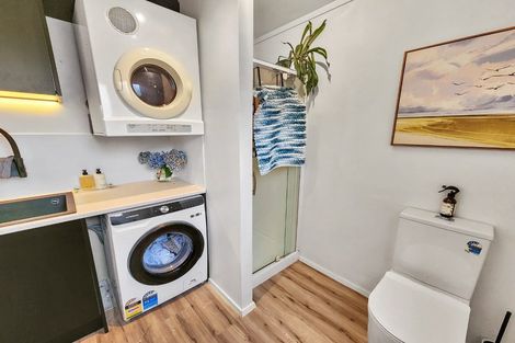 Photo of property in 1/17 Cedar Street, Maungaraki, Lower Hutt, 5010