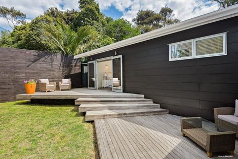 Photo of property in 2/31 Rangatira Road, Birkdale, Auckland, 0626