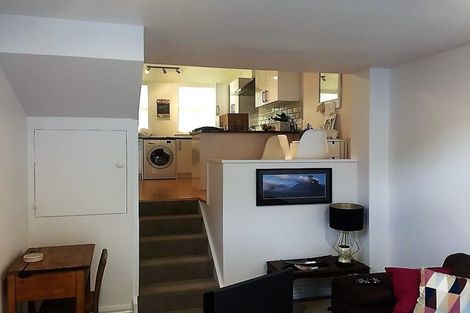Photo of property in 168u2 Tinakori Road, Thorndon, Wellington, 6011