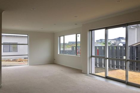 Photo of property in 9 Kato Way, Pukekohe, 2120