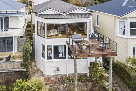 Photo of property in 33 Karepa Street, Brooklyn, Wellington, 6021