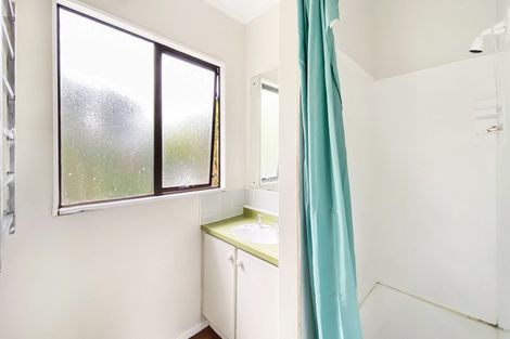 Photo of property in 23 Flaunty Place, West Harbour, Auckland, 0618