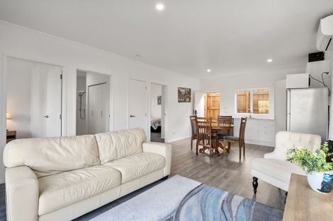 Photo of property in 15 Rosario Crescent, Red Beach, 0932