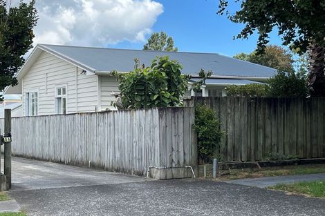 Photo of property in 8 Waiari Road, Conifer Grove, Takanini, 2112