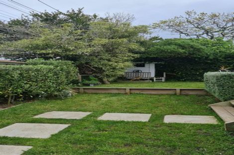 Photo of property in 10 Fordham Street, Beach Haven, Auckland, 0626