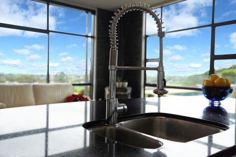 Photo of property in 27 Wake Place, Aokautere, Palmerston North, 4471