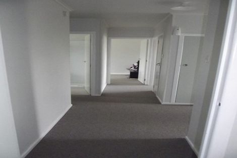 Photo of property in 13a Ribblesdale Road, Henderson, Auckland, 0612