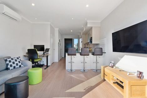 Photo of property in 27 Kanuka Road, Hobsonville, Auckland, 0616