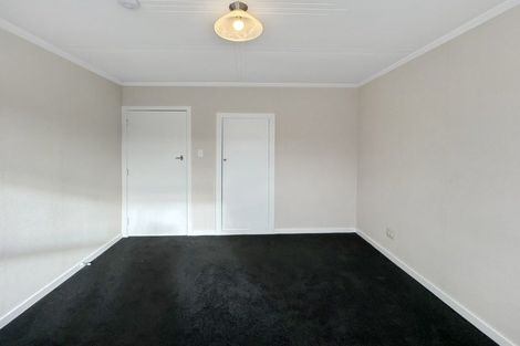 Photo of property in 137 Seaward Road, Edendale, 9825