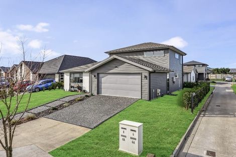 Photo of property in 8 Kaaka Street, Cambridge, 3434