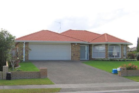 Photo of property in 41 Lakeside Drive, Orewa, 0931