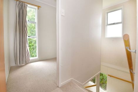 Photo of property in 53 Vipond Road, Stanmore Bay, Whangaparaoa, 0932
