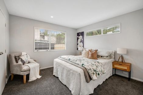 Photo of property in 2/16 Ellice Road, Totara Vale, Auckland, 0629